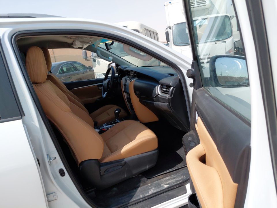 Toyota Fortuner VX1 2023 image