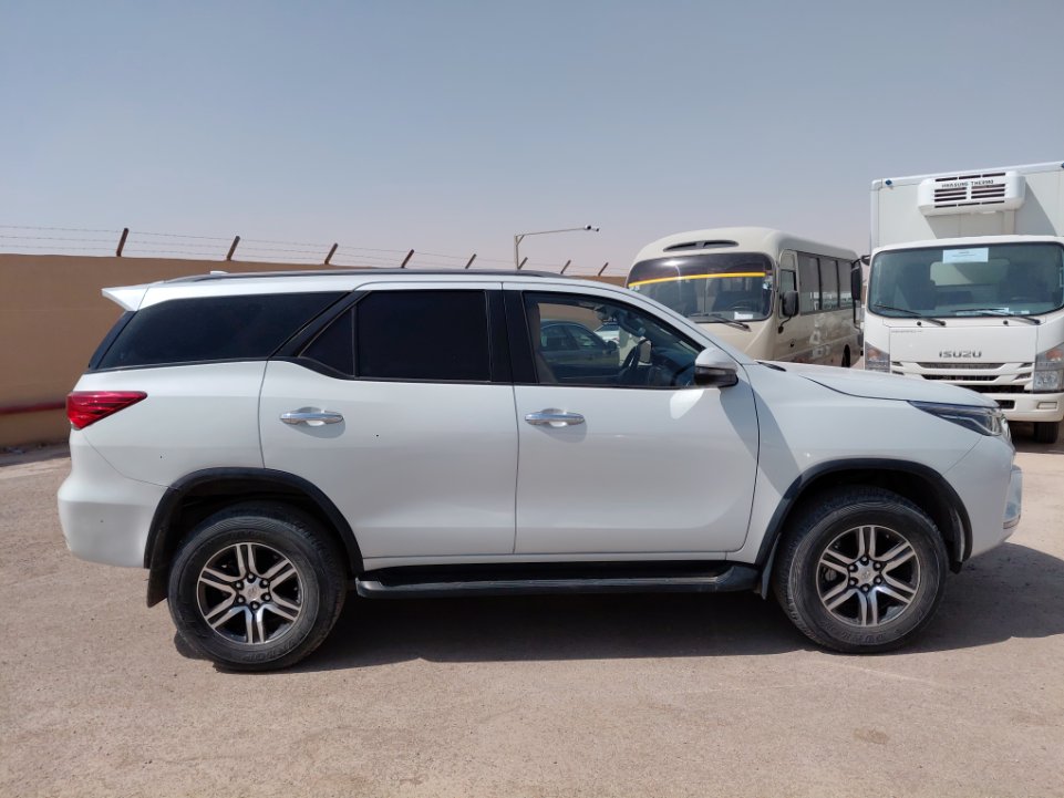 Toyota Fortuner VX1 2023 image