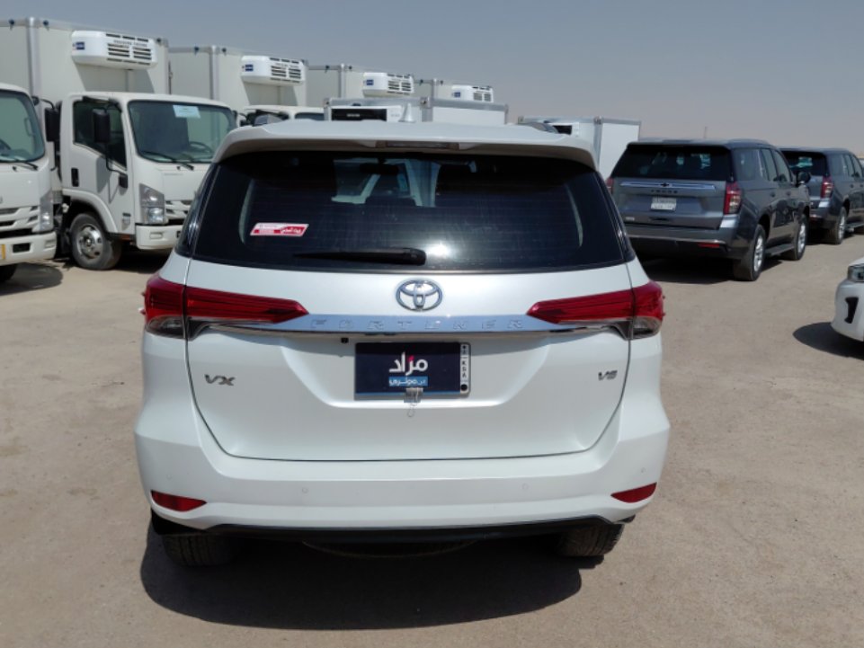 Toyota Fortuner VX1 2023 image