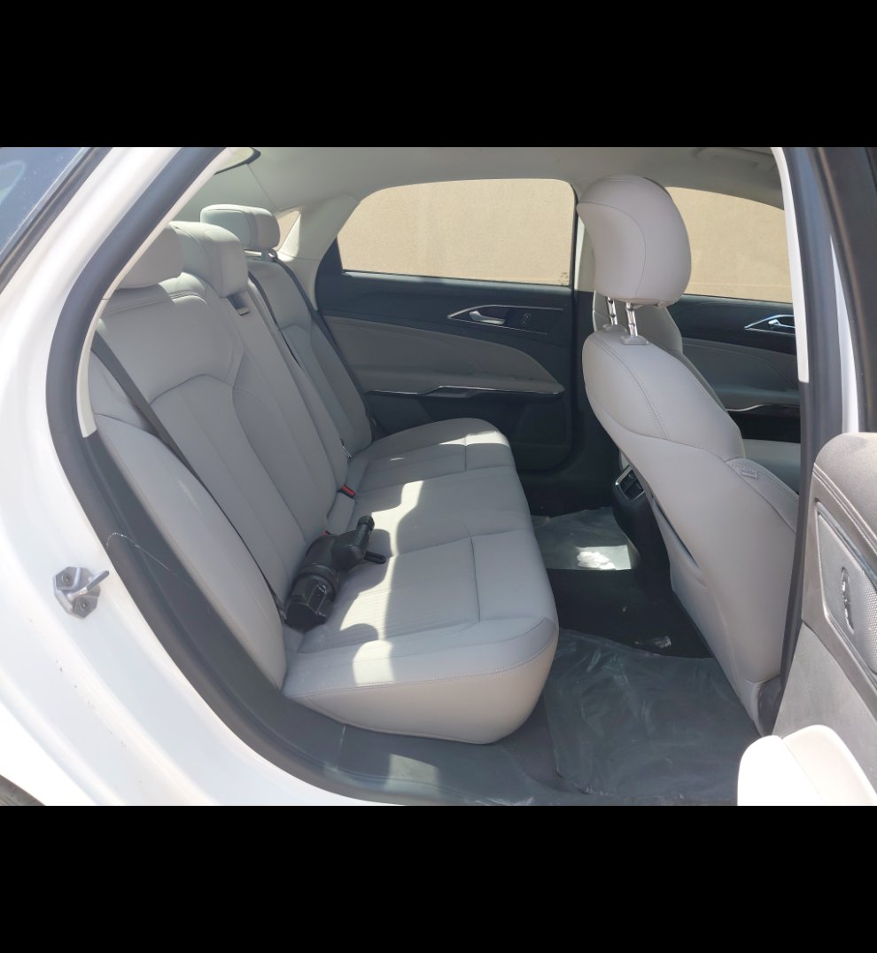 Ford Taurus  2022 image