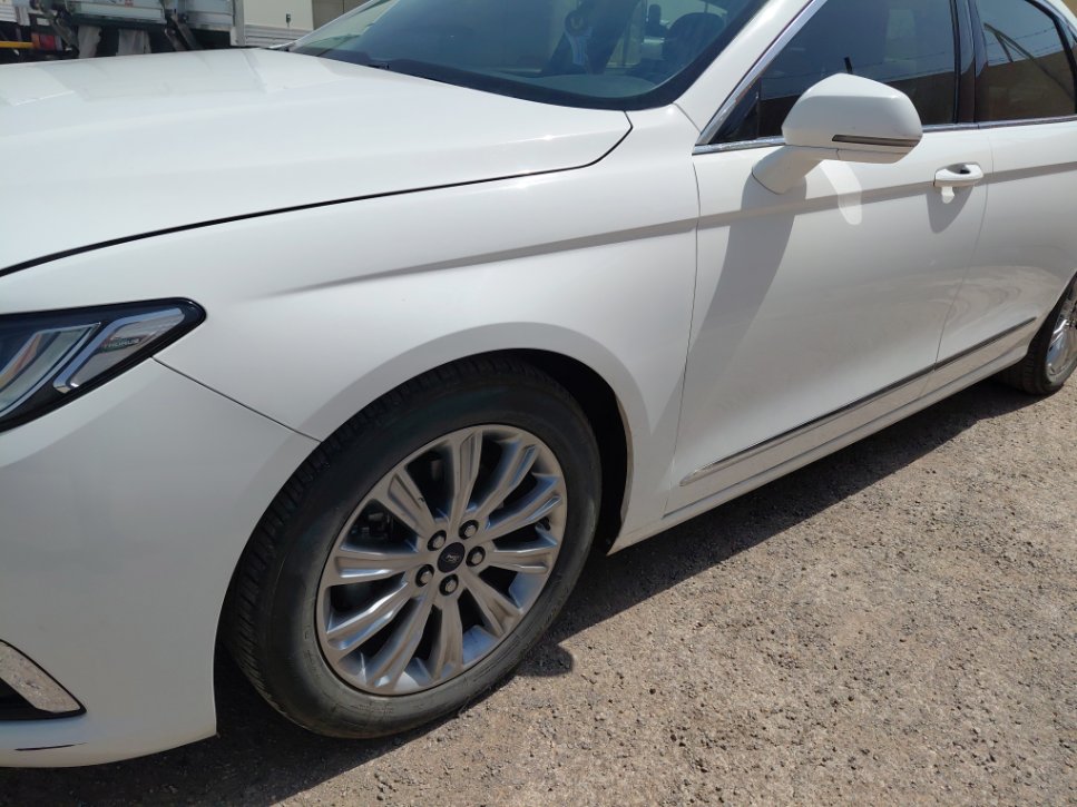 Ford Taurus  2022 image