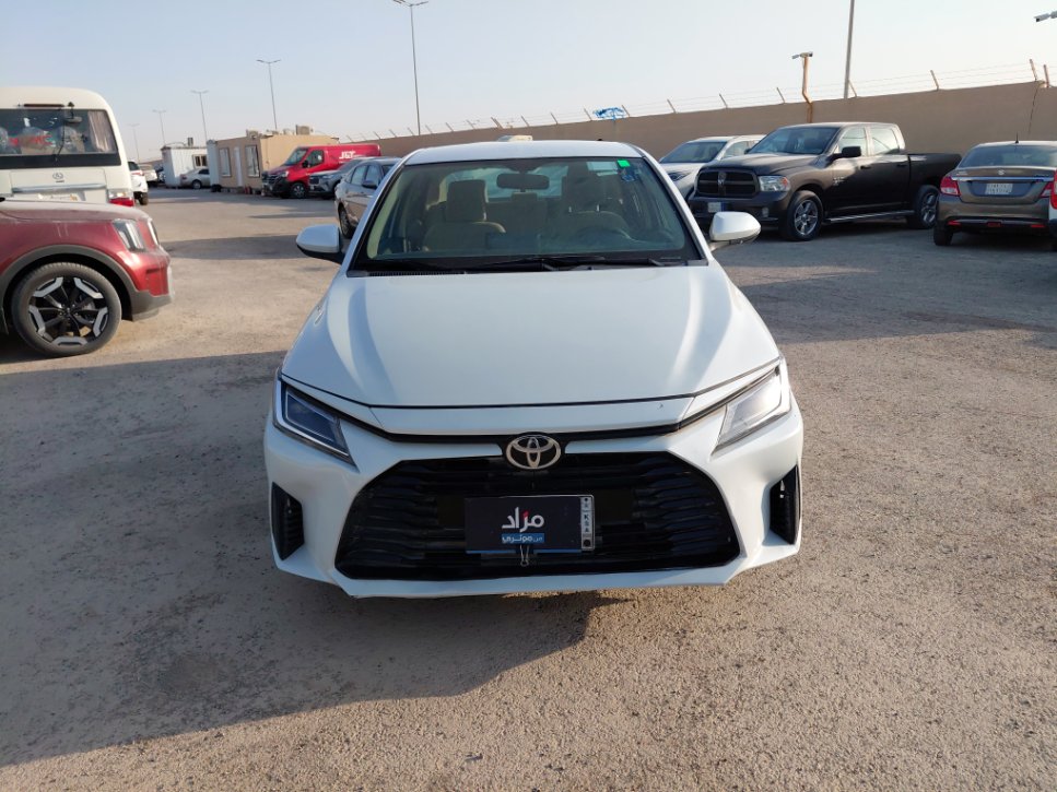 تويوتا يارس  2023
