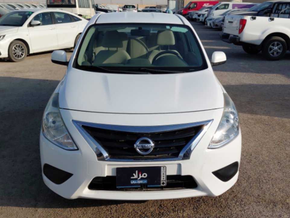 Nissan Sunny  2019