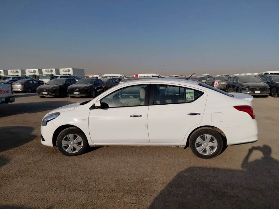 Nissan Sunny  2019 image