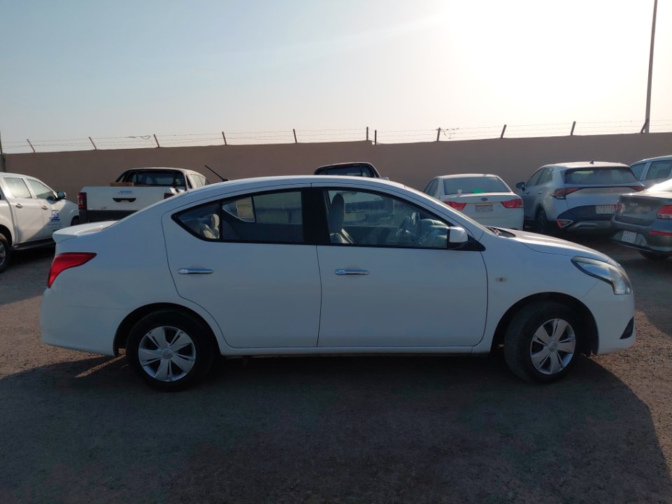 Nissan Sunny  2019 image