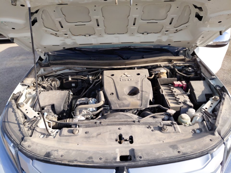 ميتسوبيشي L200 4x4 2023 image