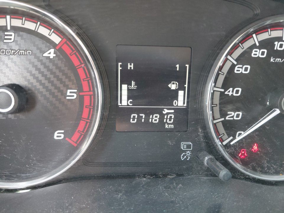 ميتسوبيشي L200 4x4 2023 image