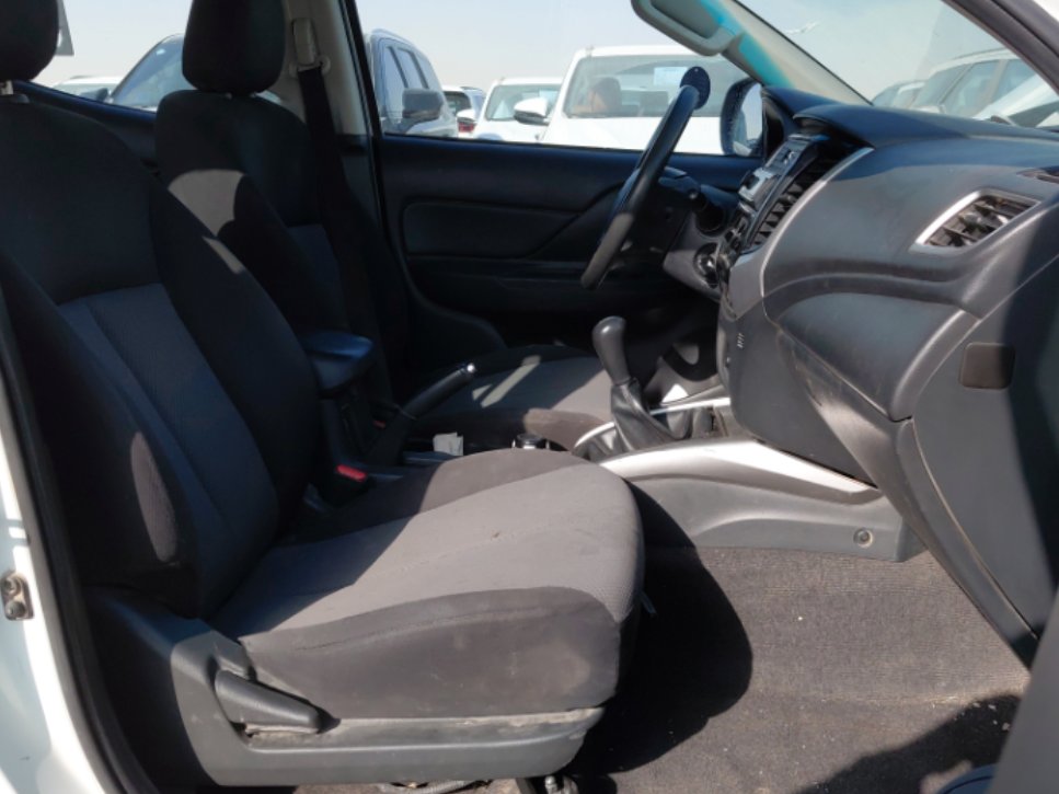 ميتسوبيشي L200 4x4 2022 image