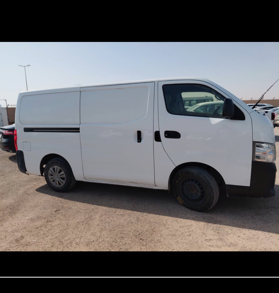 Nissan Urvan  2021 image