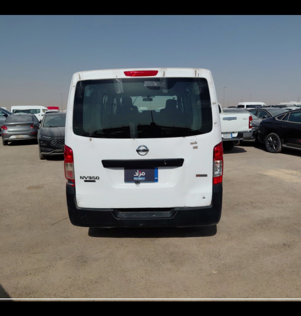 Nissan Urvan  2021 image