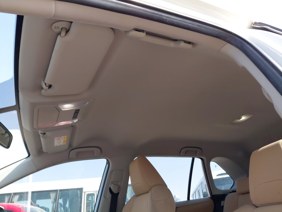 Toyota RAV4  2022 image