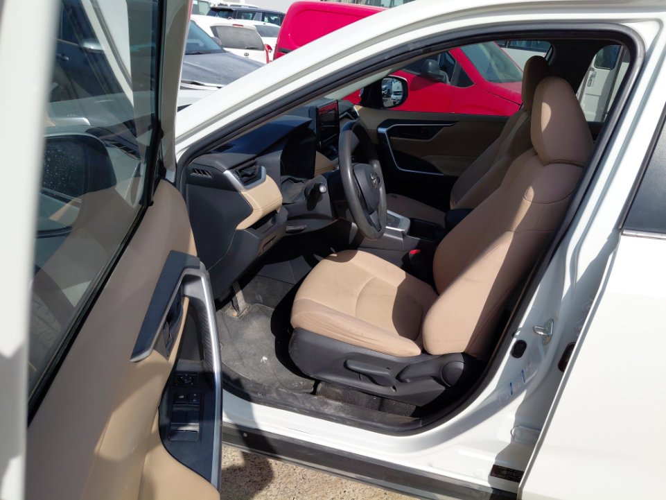 Toyota RAV4  2022 image