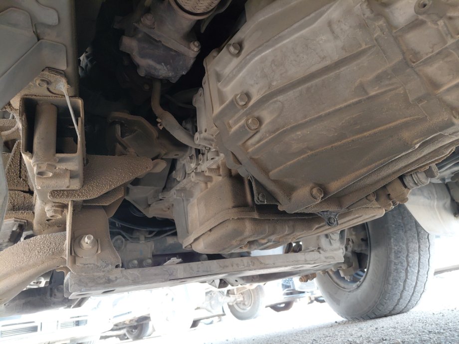 Nissan Urvan  2021 image