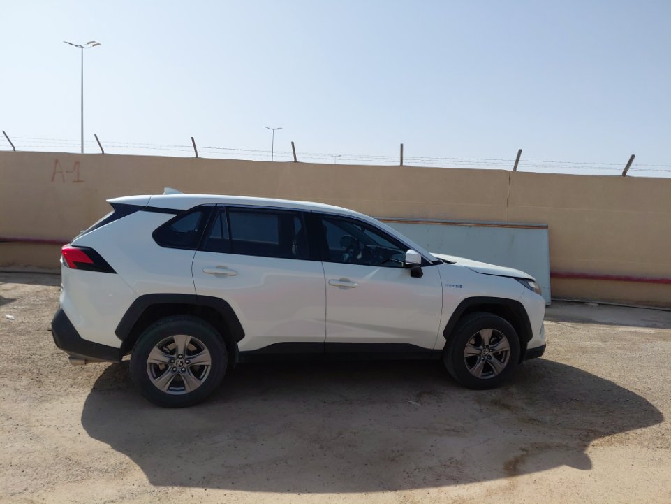 Toyota RAV4  2022 image