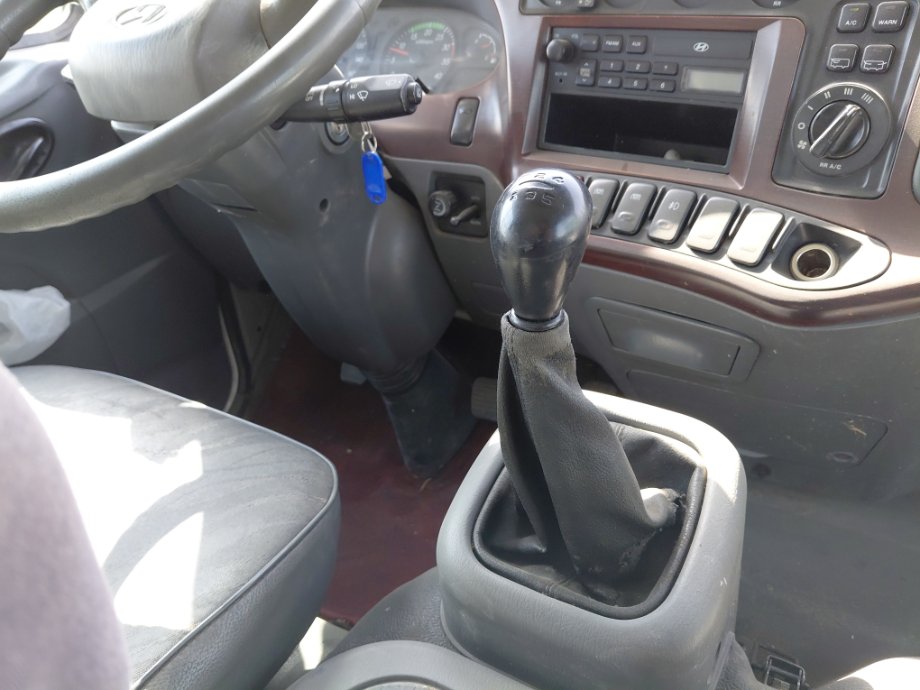 Hyundai County  2016 image