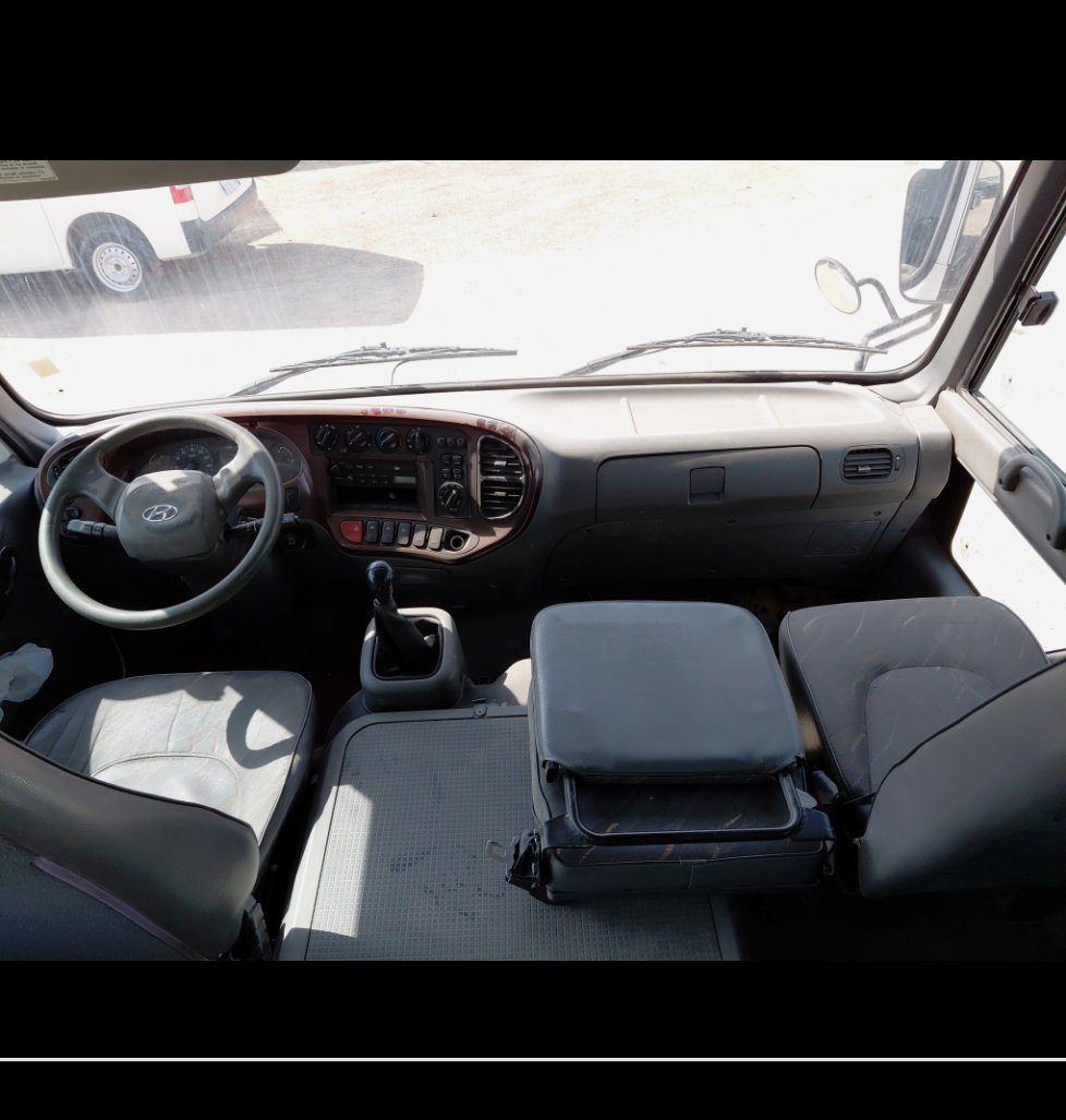 Hyundai County  2016 image