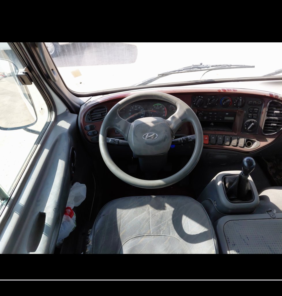 Hyundai County  2016 image