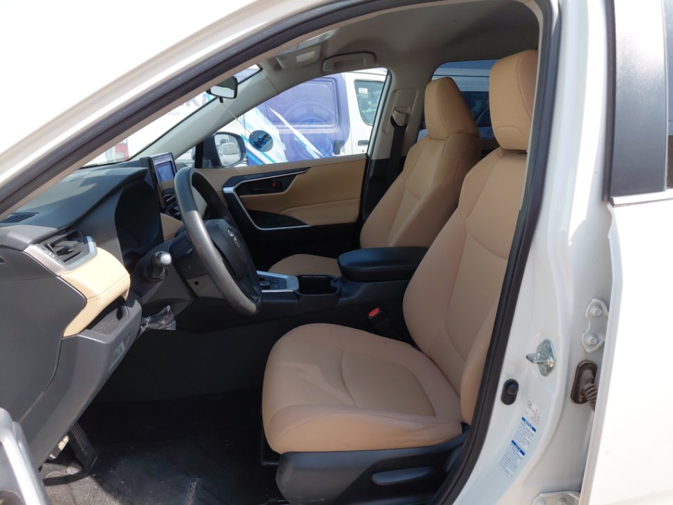 Toyota RAV4  2022 image