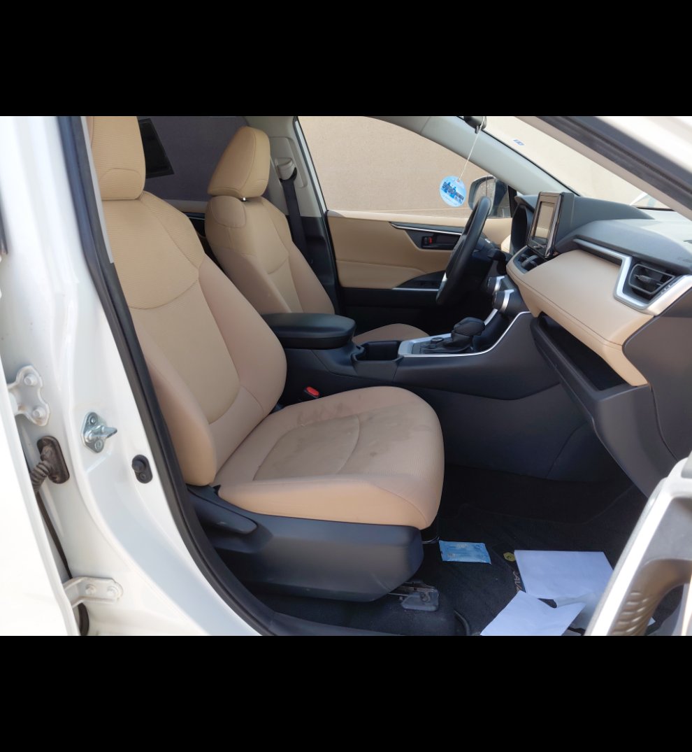 Toyota RAV4  2022 image