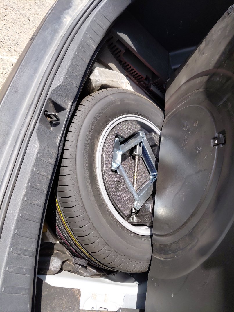 Toyota RAV4  2022 image