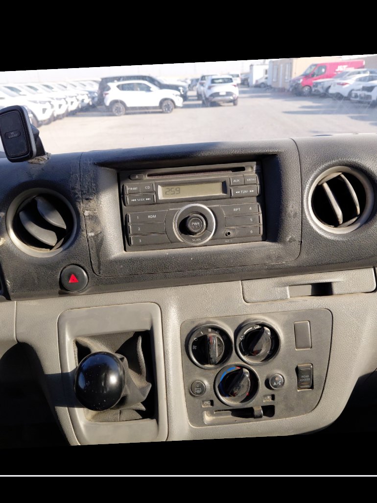 Nissan Urvan  2020 image