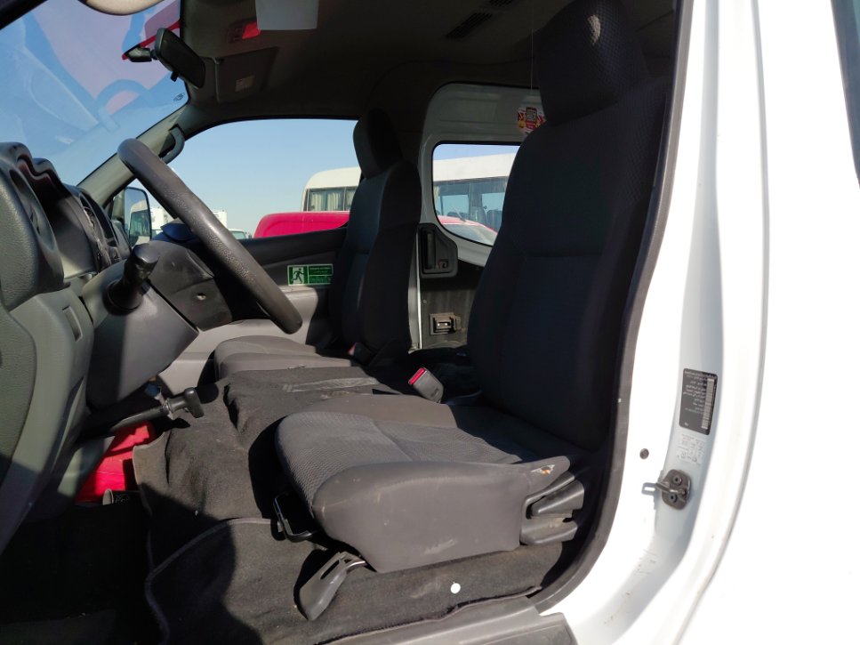 Nissan Urvan  2020 image