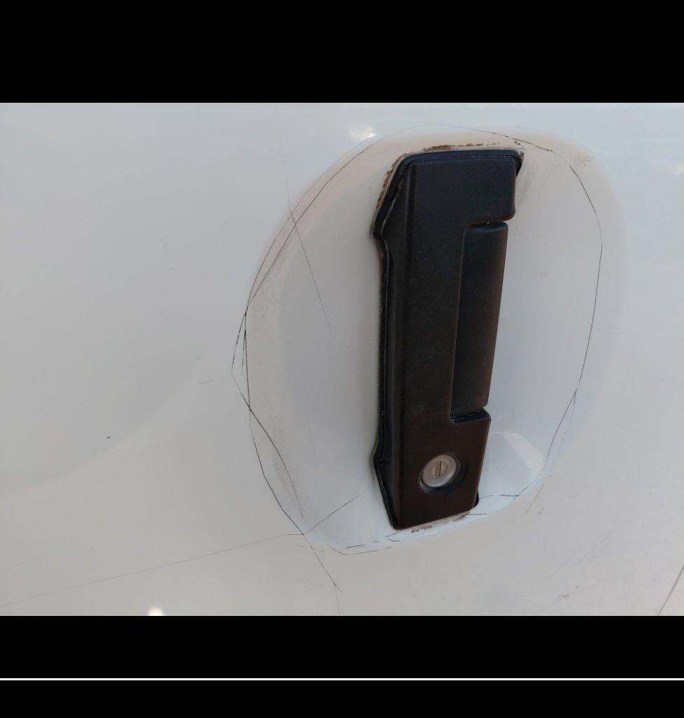 Nissan Urvan  2020 image