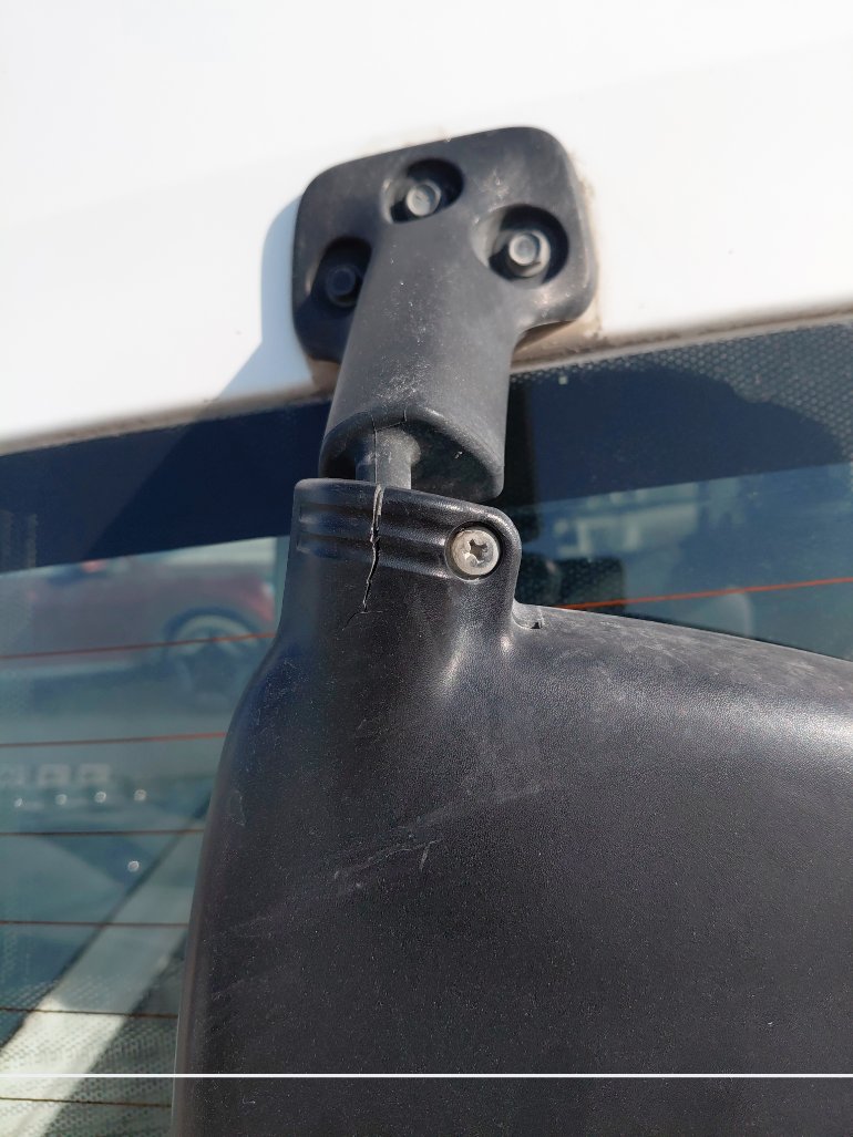 Nissan Urvan  2020 image