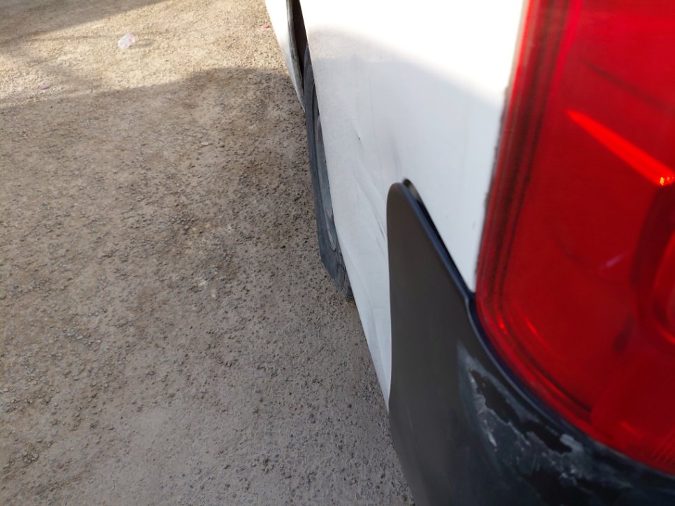 Nissan Urvan  2020 image