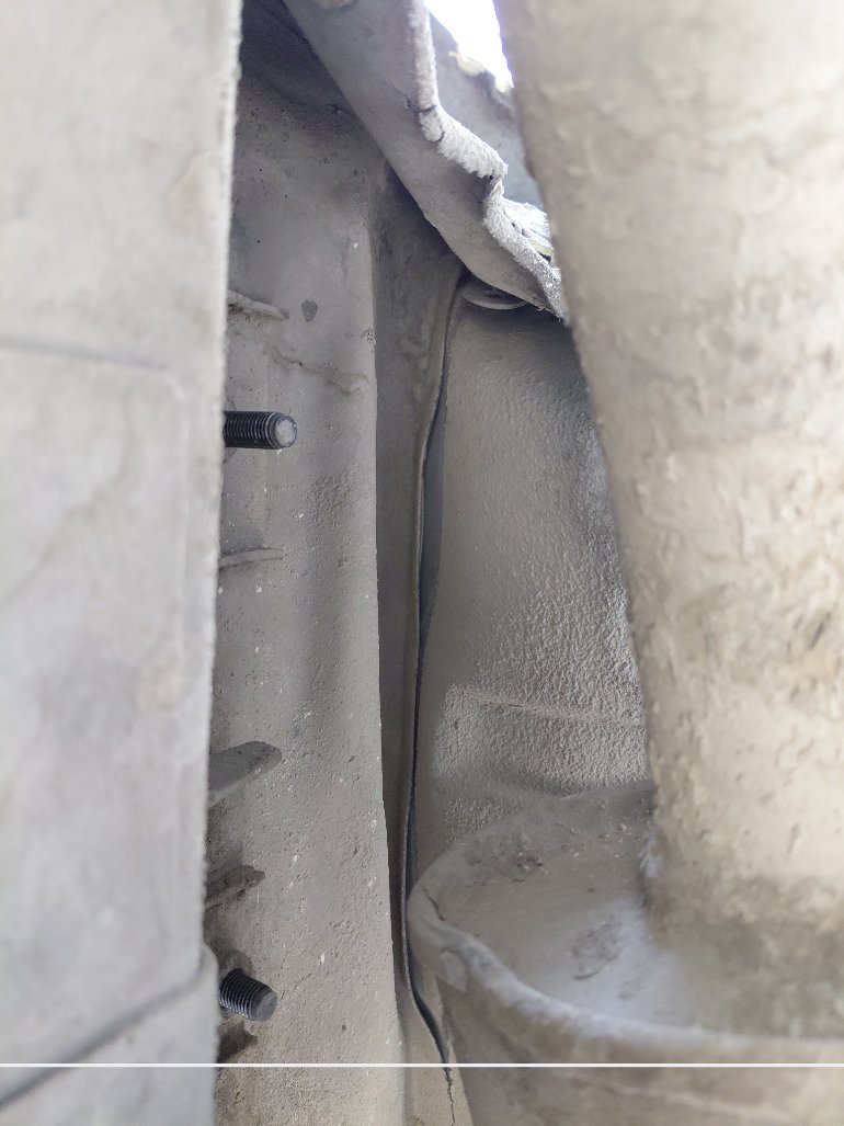 Nissan Urvan  2020 image