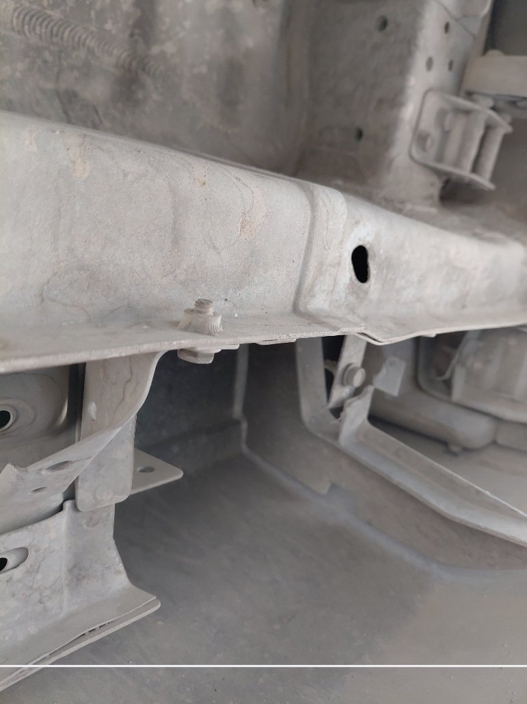 Nissan Urvan  2020 image