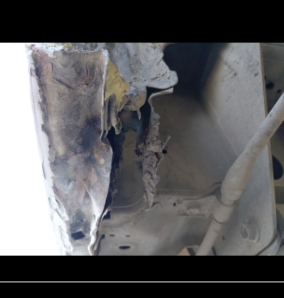 Nissan Urvan  2020 image