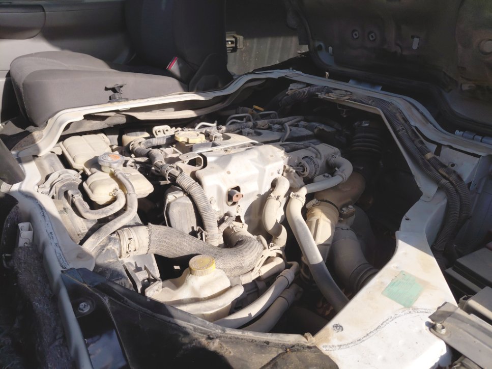 Nissan Urvan  2020 image