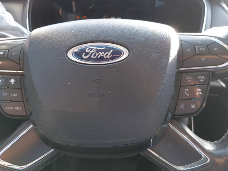 Ford Taurus  2022 image