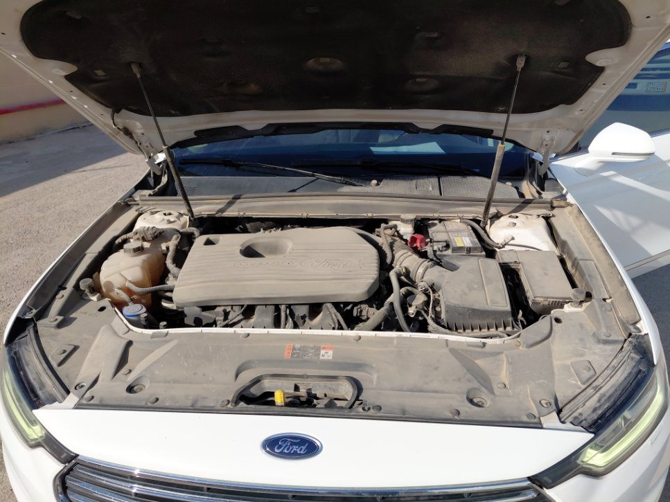 Ford Taurus  2022 image