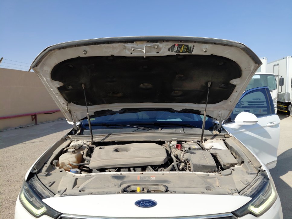 Ford Taurus  2022 image