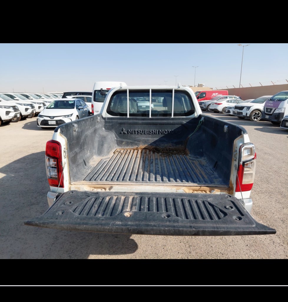 ميتسوبيشي L200 4x4 2023 image