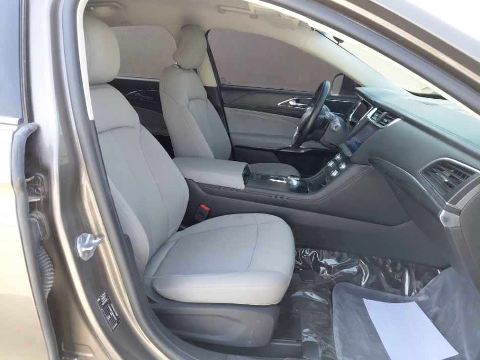 Ford Taurus  2022 image