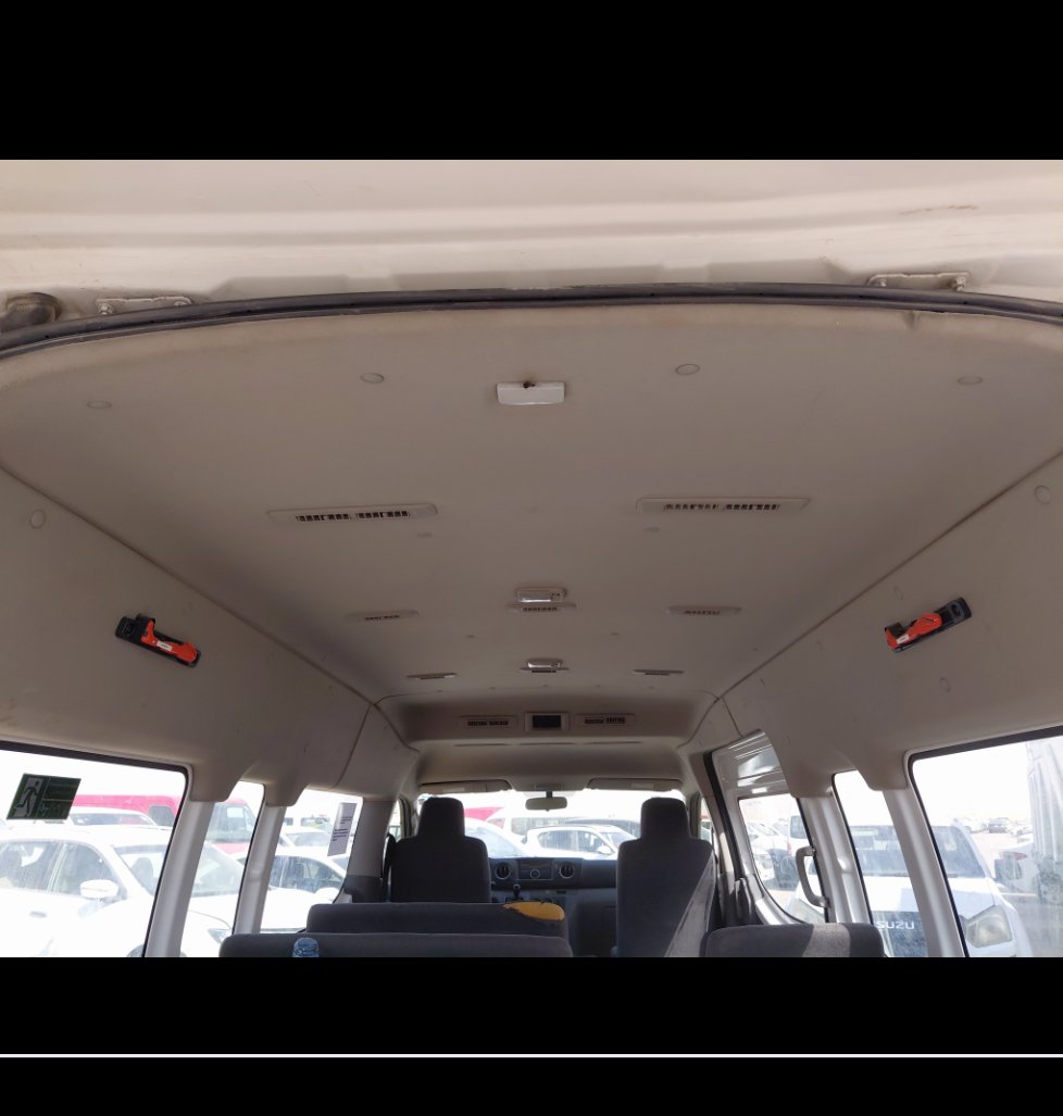 Nissan Urvan  2020 image