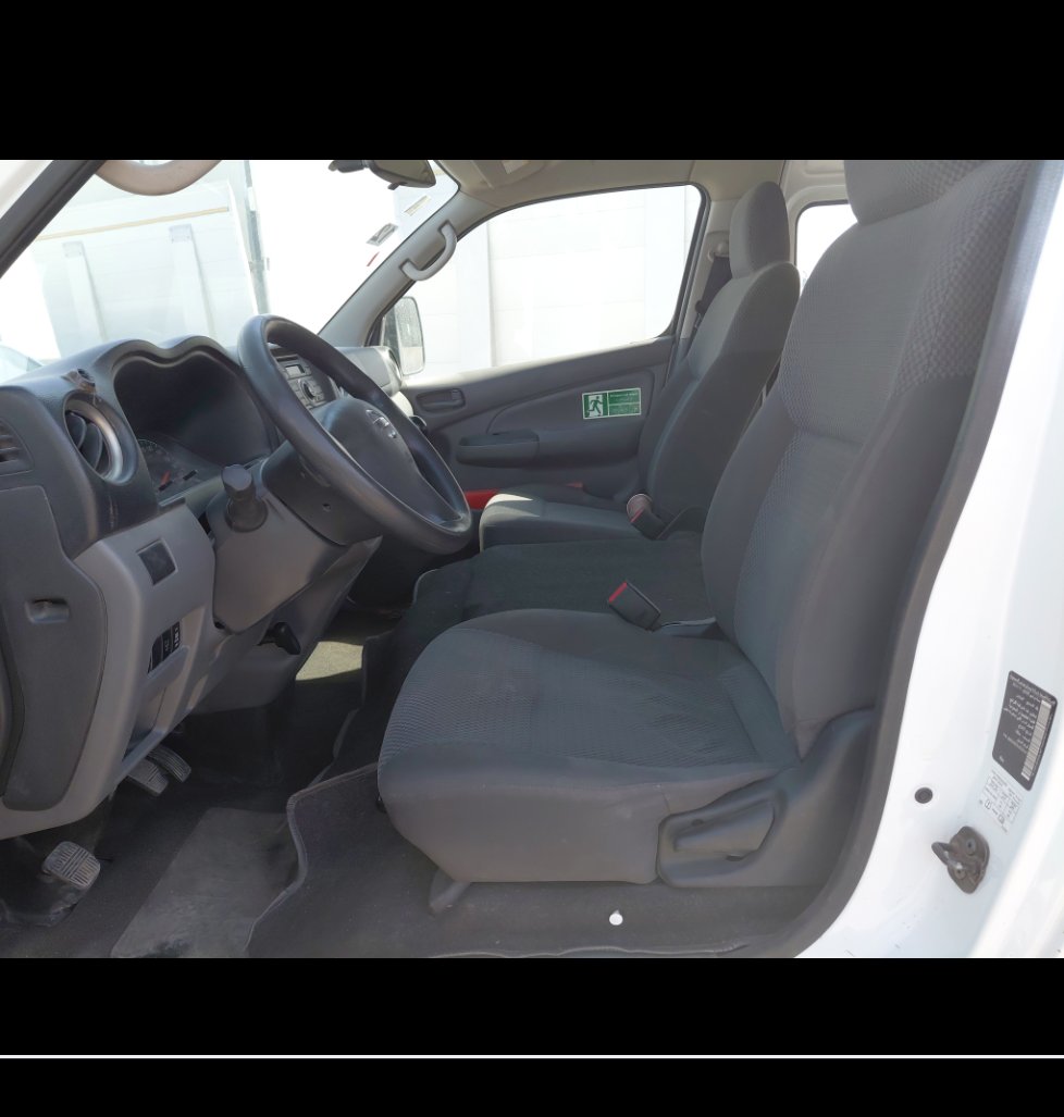 Nissan Urvan  2020 image