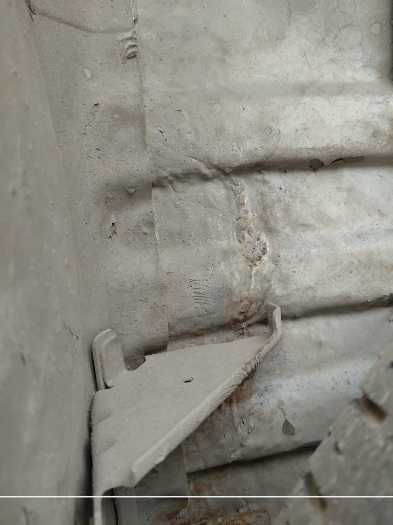 Nissan Urvan  2020 image