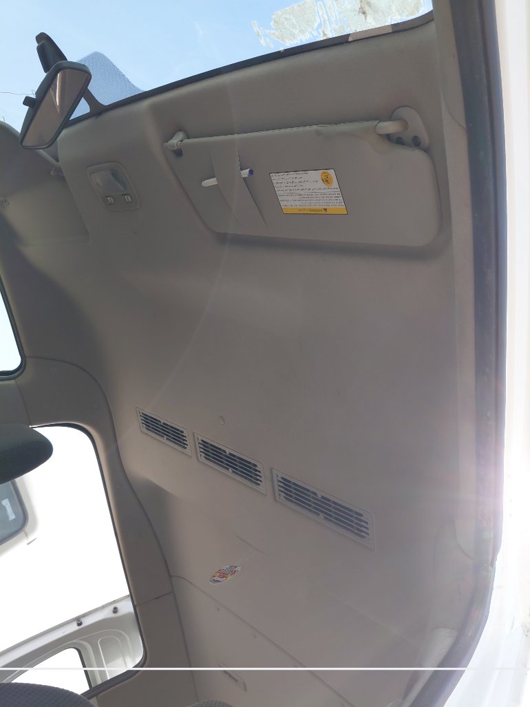 Nissan Urvan  2020 image