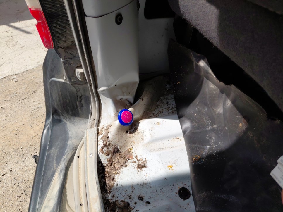 Nissan Urvan  2020 image