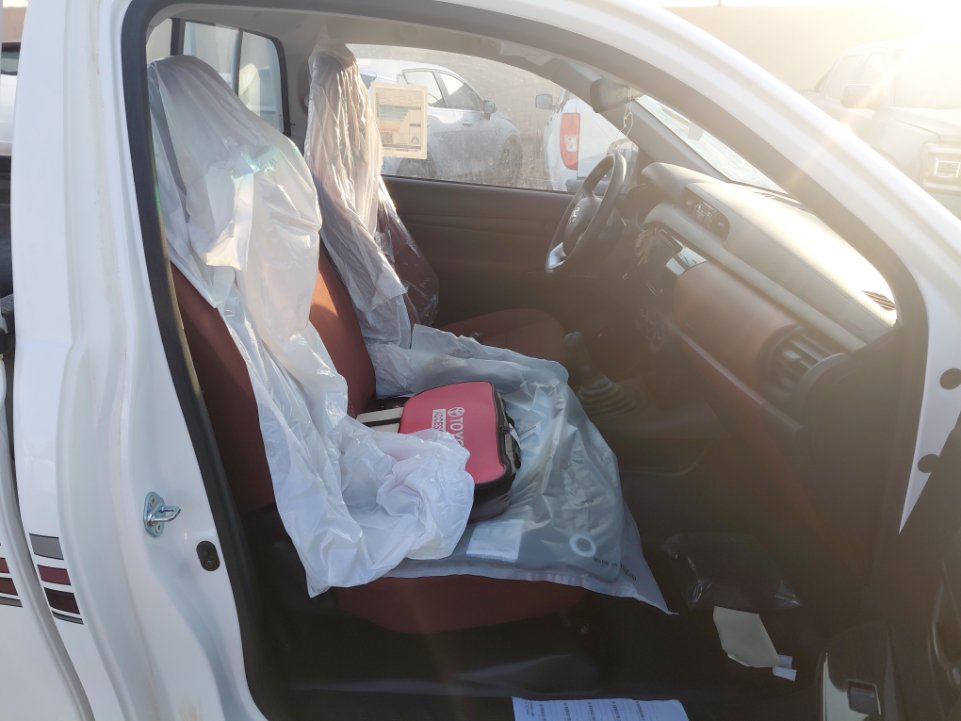 تويوتا هايلكس GLX 4x2 2023 image