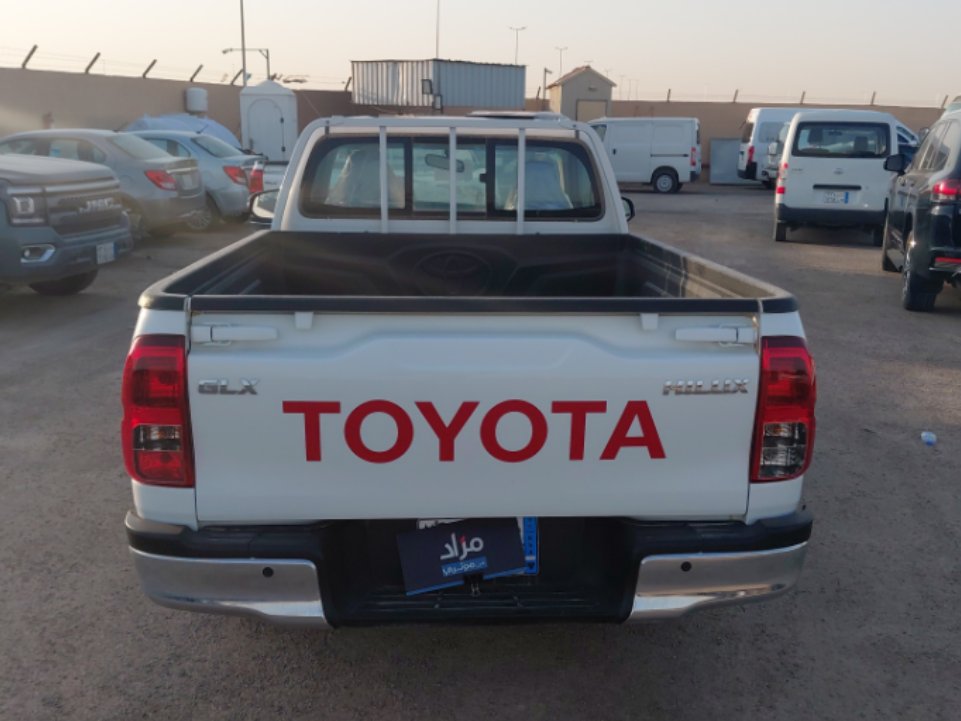 تويوتا هايلكس GLX 4x2 2023 image