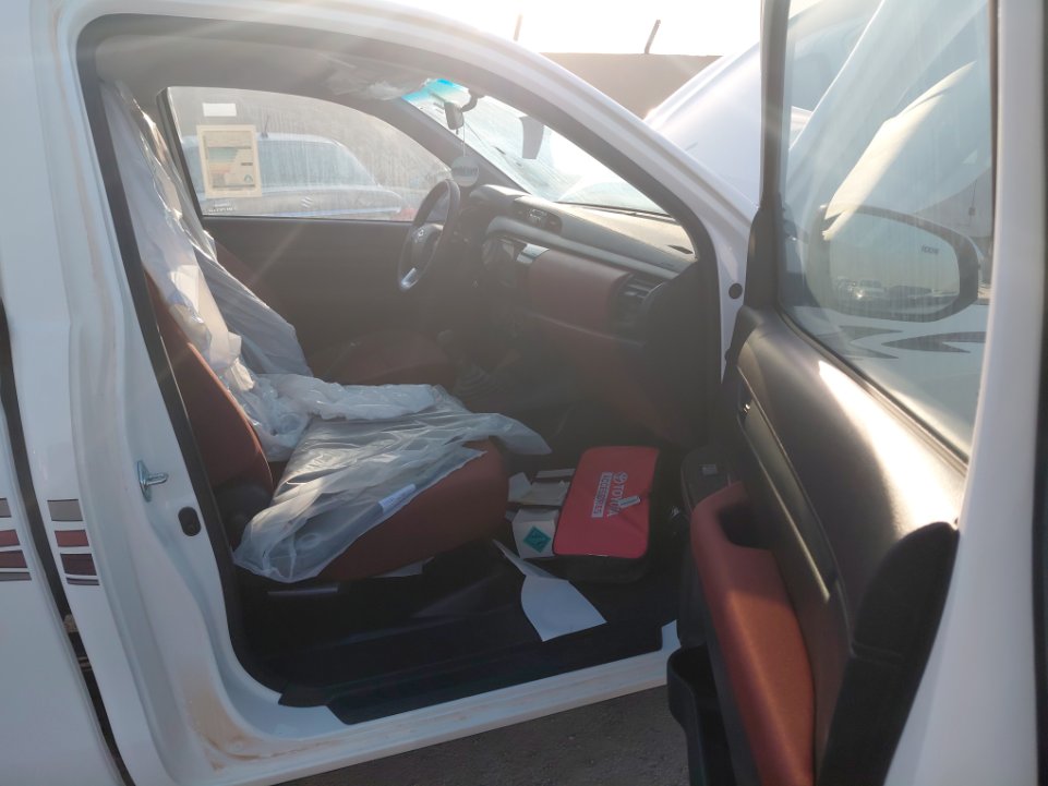 تويوتا هايلكس GLX 4x2 2023 image