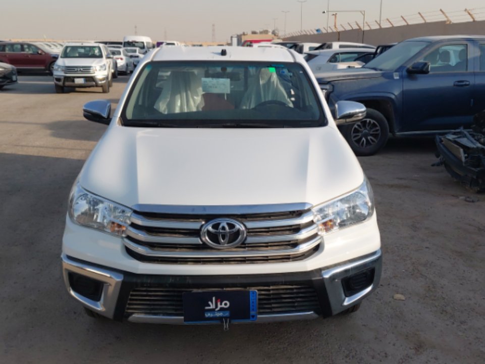 تويوتا هايلكس GLX 4x2 2023