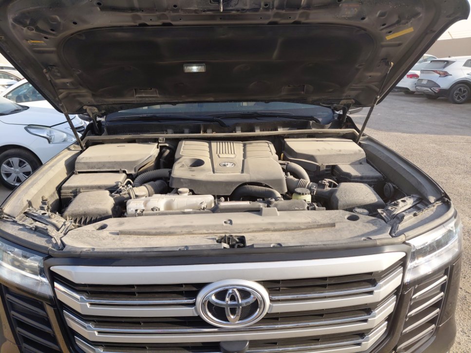 تويوتا لاند كروزور جي اكس ار 4 2024 image