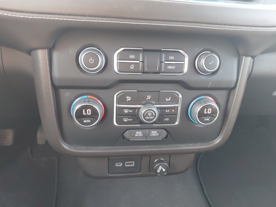 شفروليه تاهو LS  2022 image