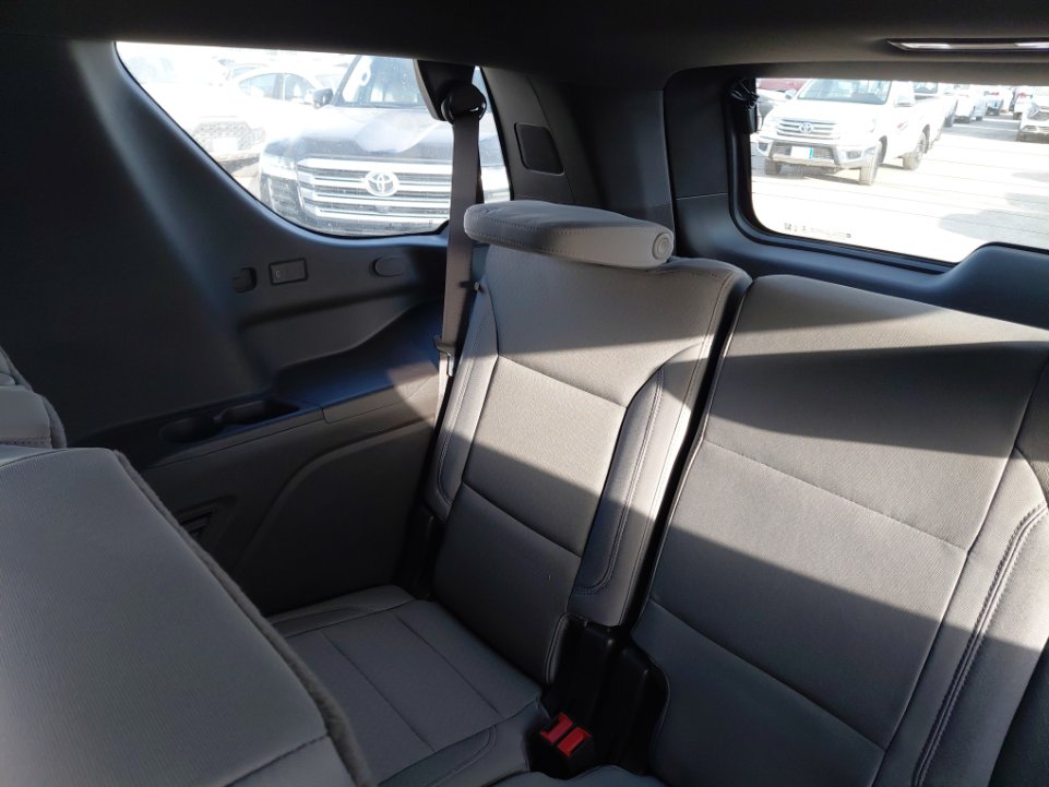 شفروليه تاهو LS  2022 image